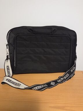Black Steve Madden Laptop Shoulder Bag with Strap